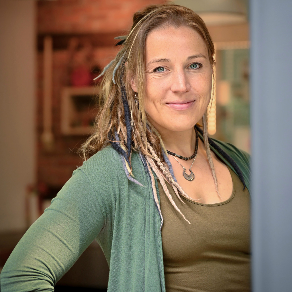 MML Atelierprofilbild heller